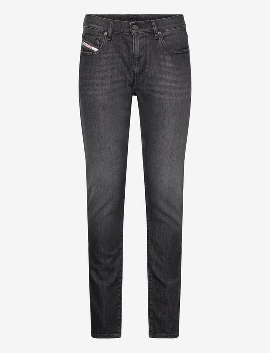 Diesel - Straigh Leg Denim - Svart Denim